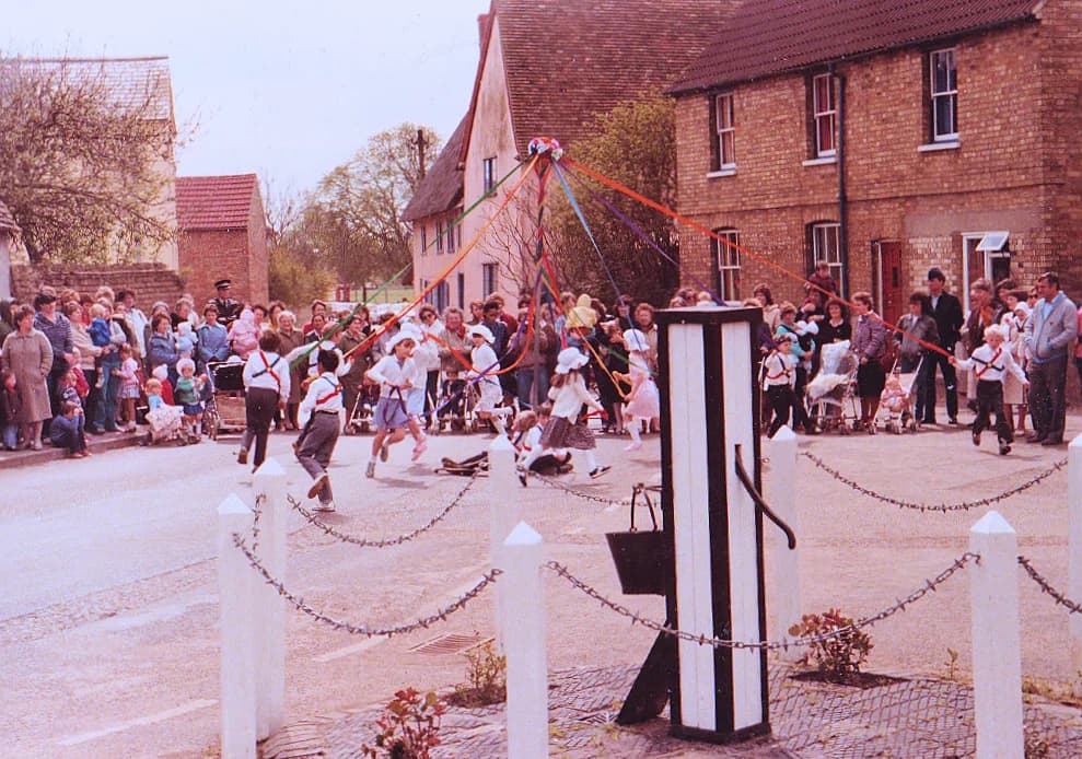 Maypole School, Sunbury-on-Thames