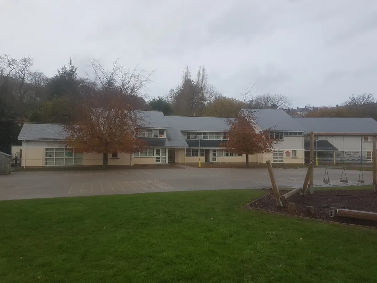 Ysgol Porth y Felin, Conwy