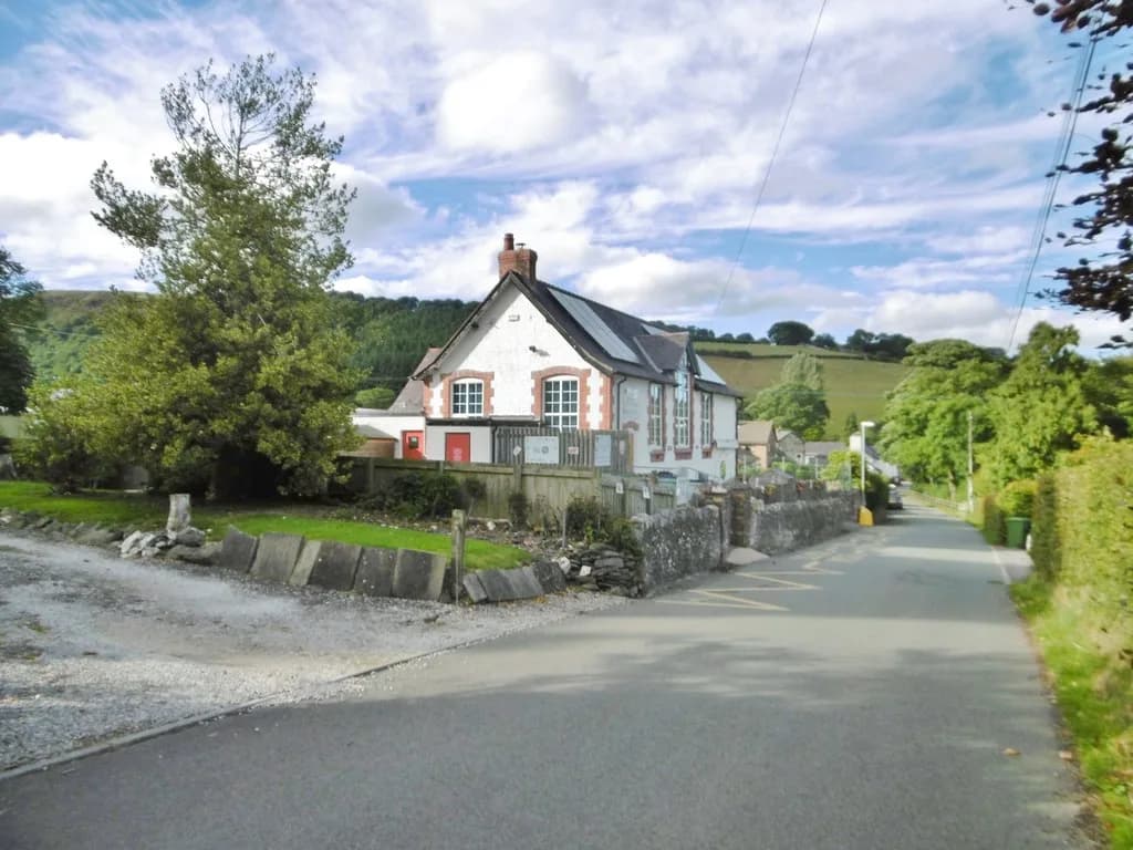 Ysgol Llanarmon Dyffryn Ceiriog, Nr Llangollen