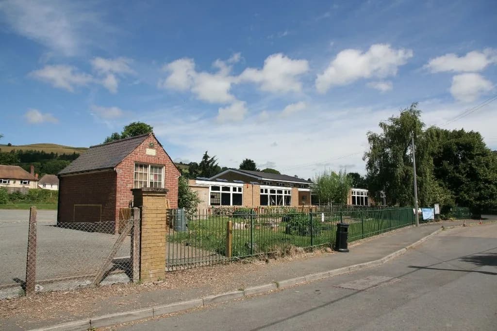 Radnor Valley C.P. School, Powys