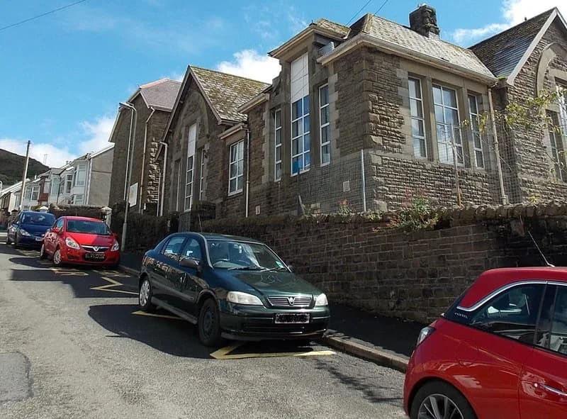 Ffaldau Primary School, Bridgend