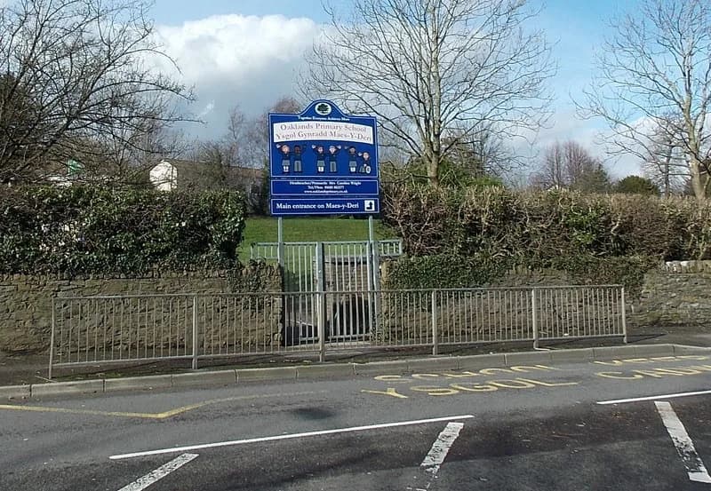 Oaklands Primary School, Aberdare