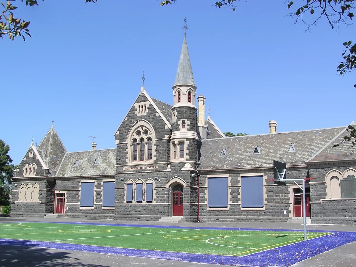 Williamstown Primary School, Rhondda Cynon Taf