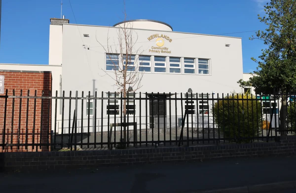 Newlands Primary School, PEEBLESSHIRE