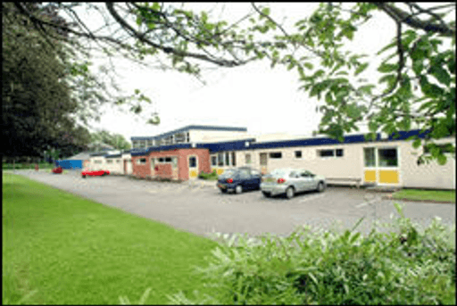 Strathdevon Primary School logo