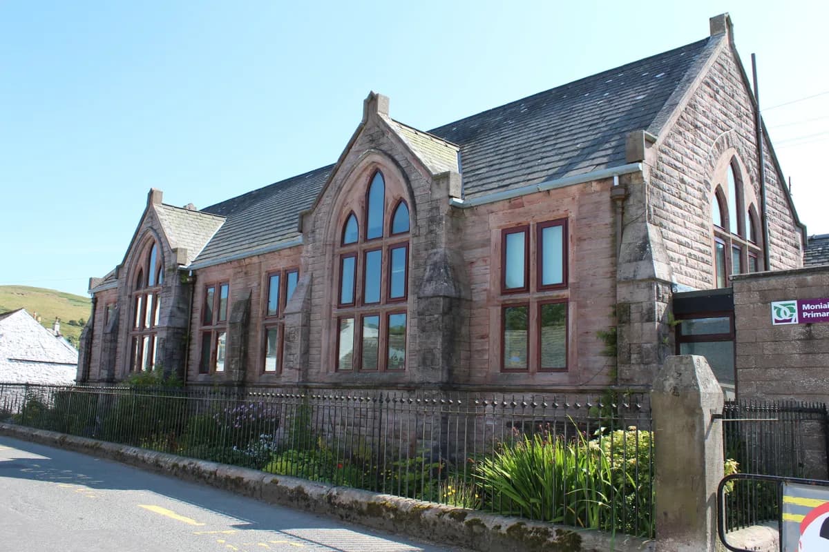Moniaive School, THORNHILL