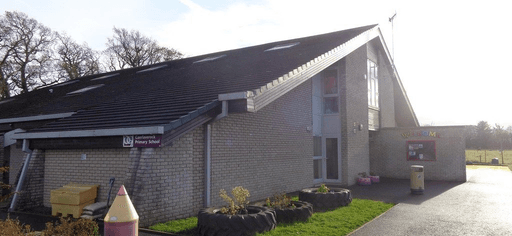 Caerlaverock School logo