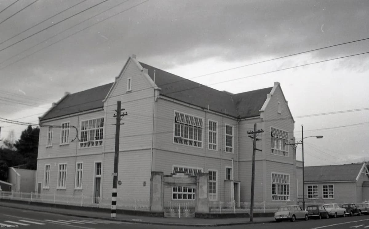 High Street Primary School, Vale of Glamorgan