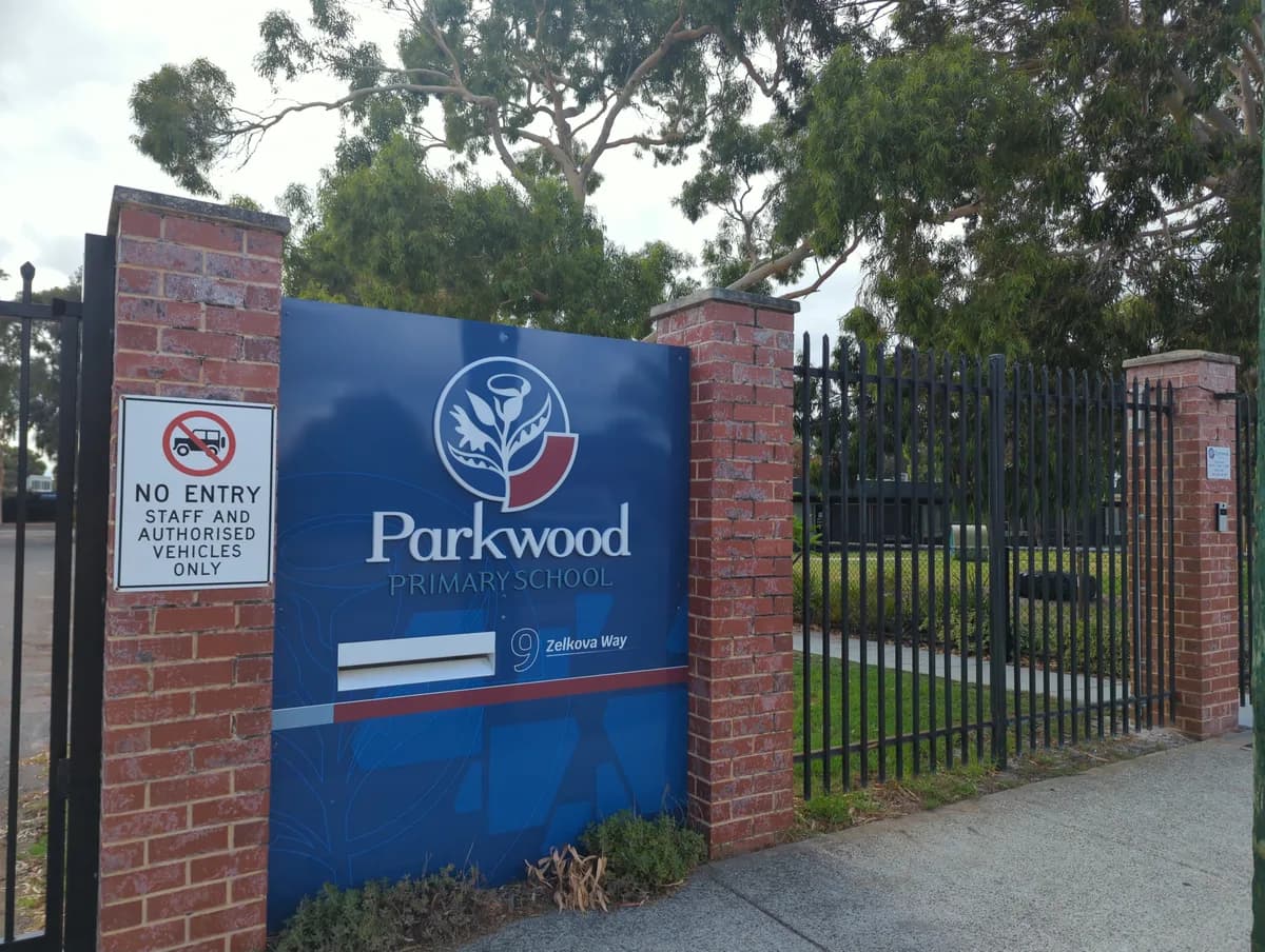 Parkwood Primary School, LONDON