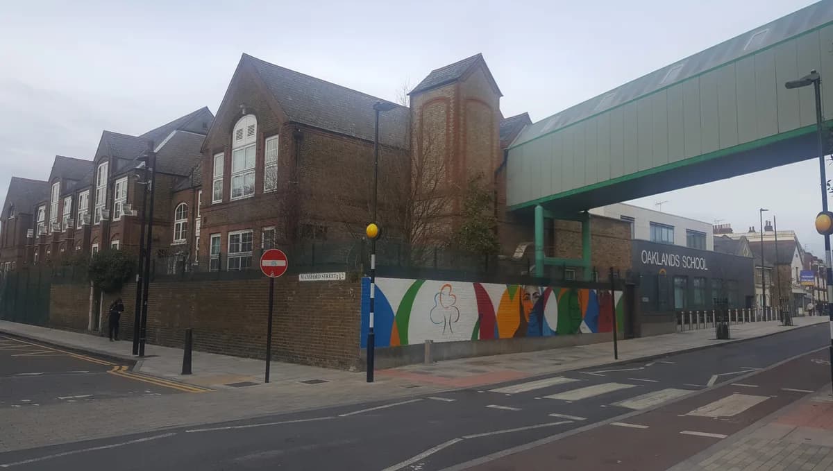 Oaklands School, London