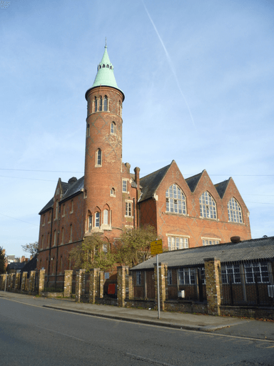 Pardes House Grammar School logo