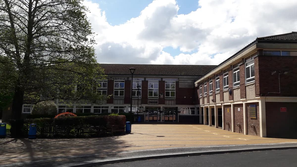 St Ignatius College, Enfield