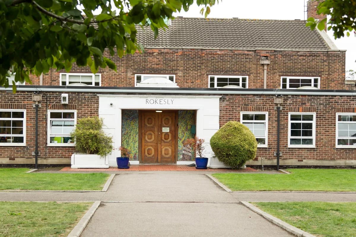 Rokesly Infant & Nursery School, London