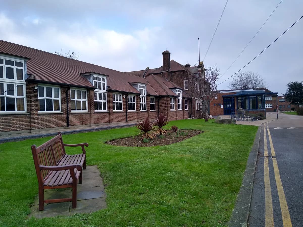 Seven Kings School, Ilford