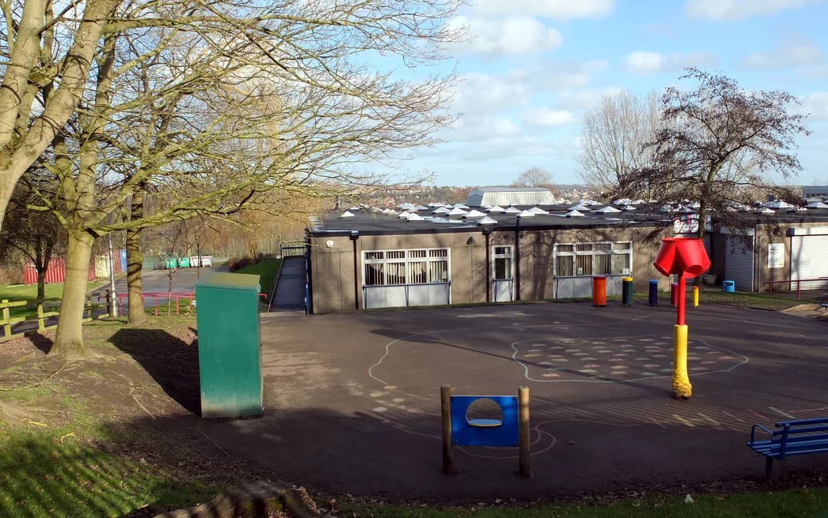 Gomersal Primary School, Cleckheaton