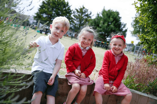 Holland Haven Primary School logo