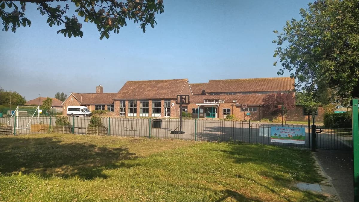 New Milton Junior School, New Milton