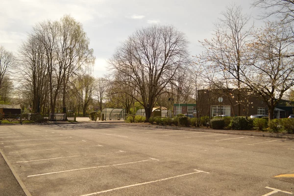 Herne Junior School, Petersfield