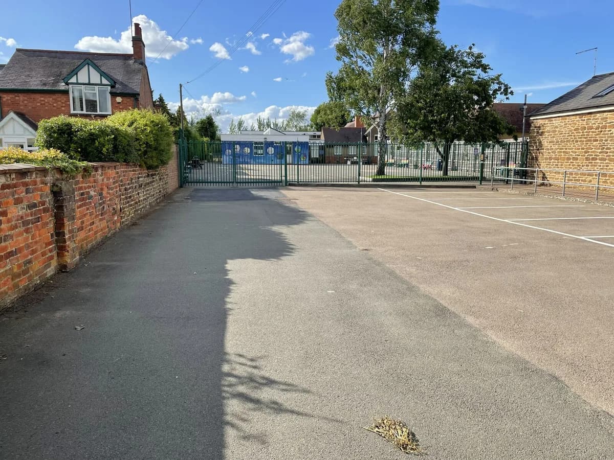 Crick Primary School, Northampton