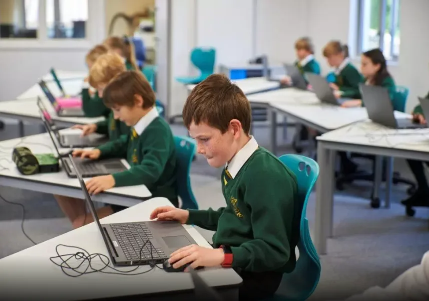 Edgeborough School, Farnham