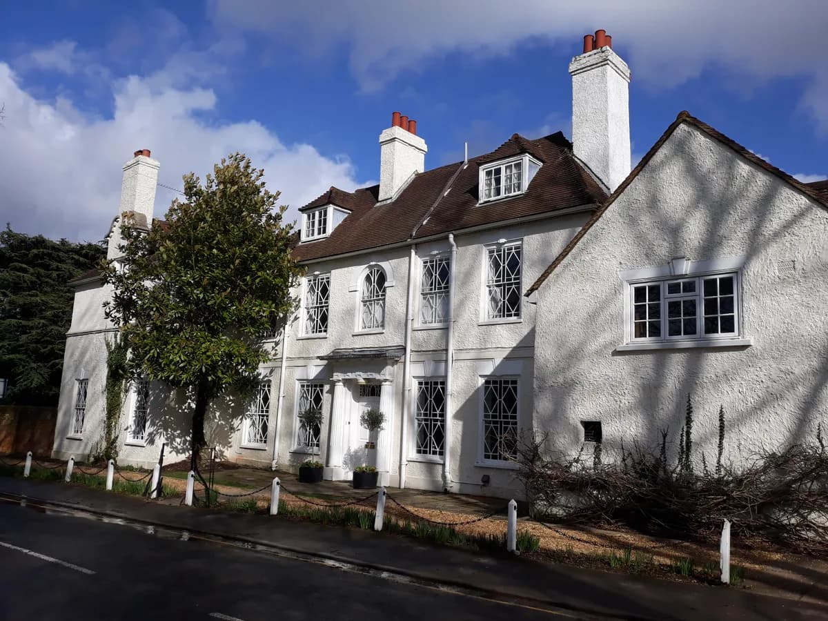 Ripley Court School, Surrey