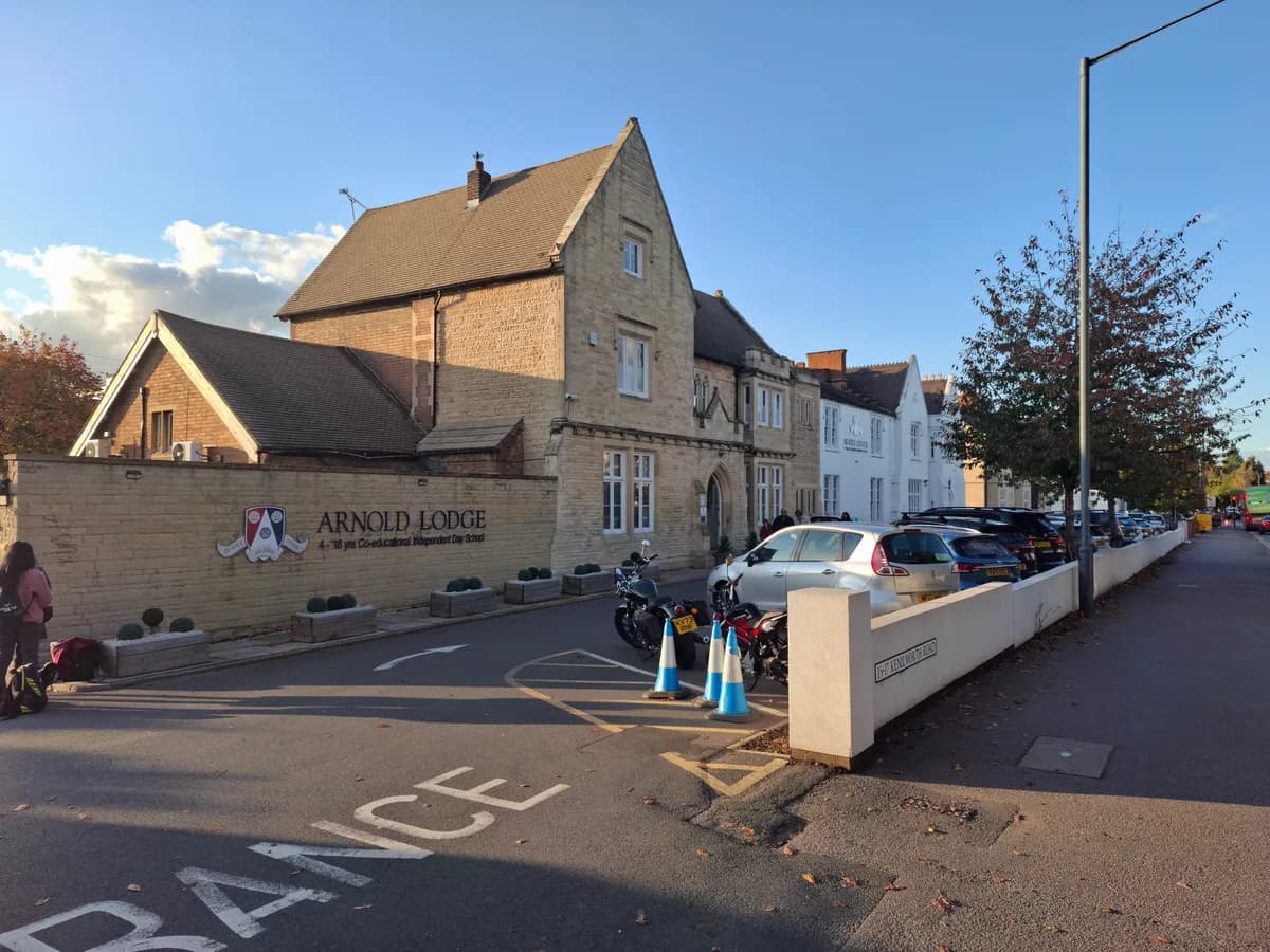 Arnold Lodge School, Leamington Spa