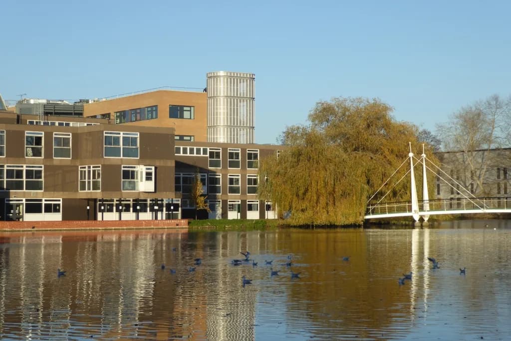 WENTWORTH COLLEGE, London