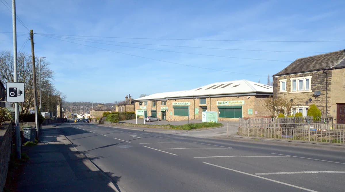 Brian Jackson College, Heckmondwike