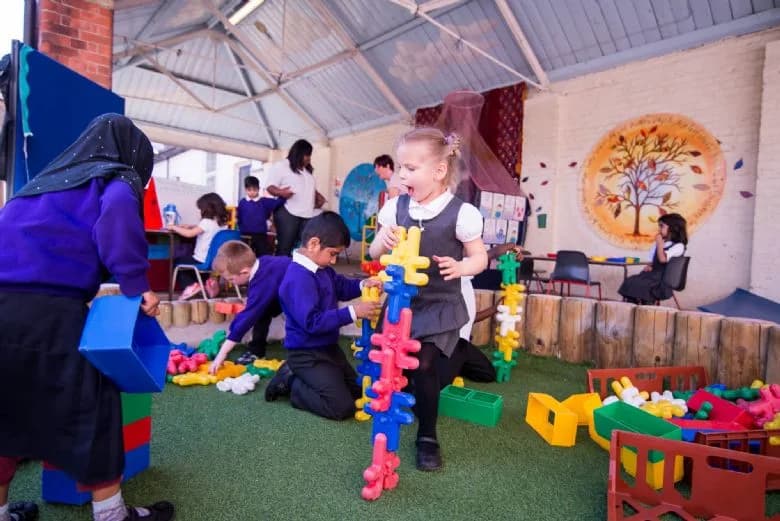 Conway Primary School, London