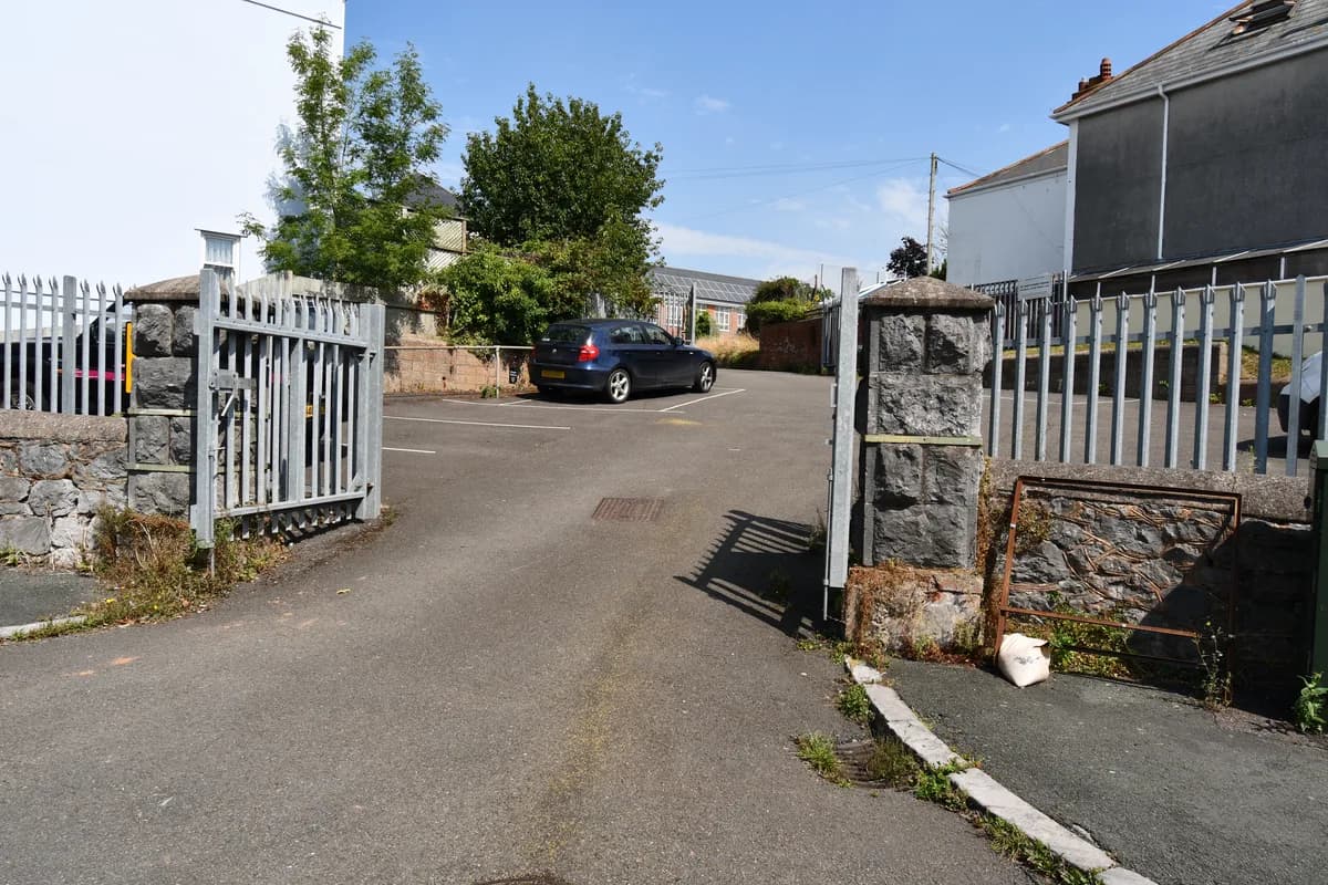 Teignmouth Community School, Exeter Road, Teignmouth