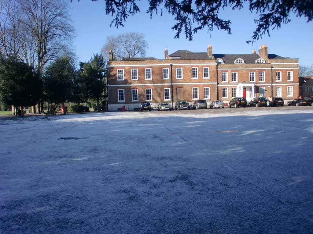 Enfield Grammar School, Enfield