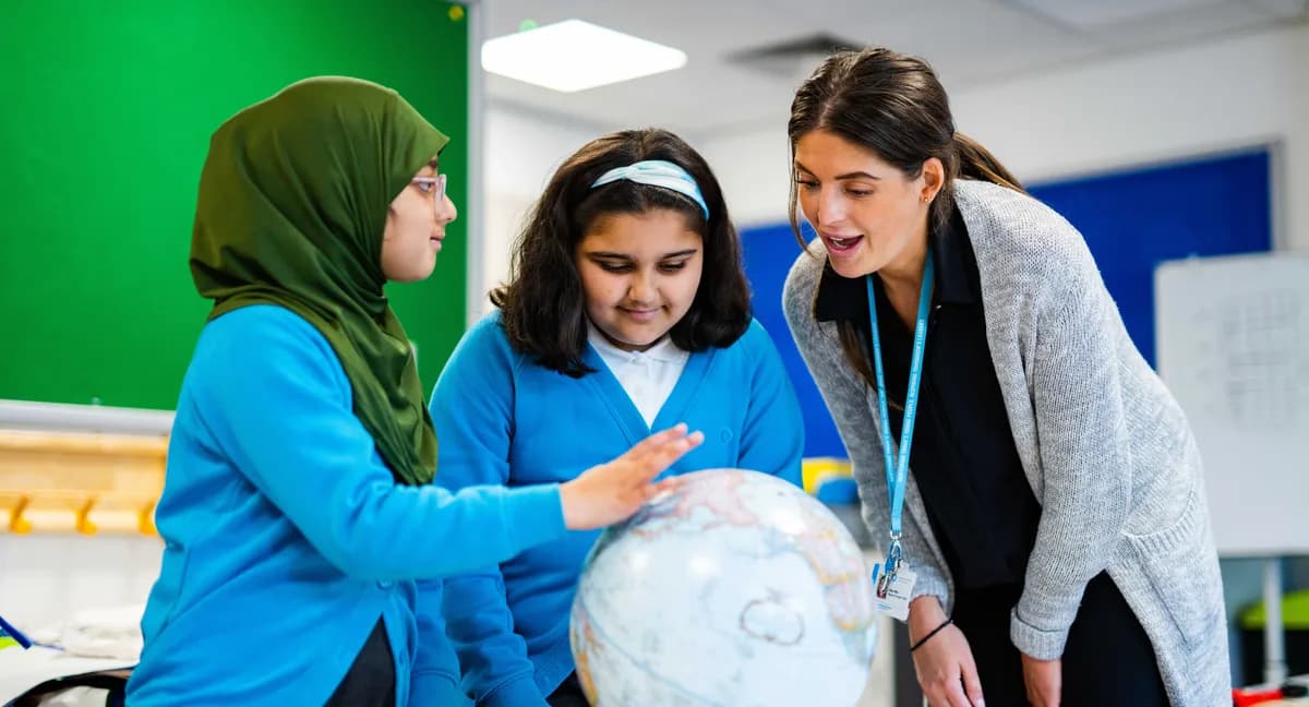 Rainbow Primary Leadership Academy, Bradford