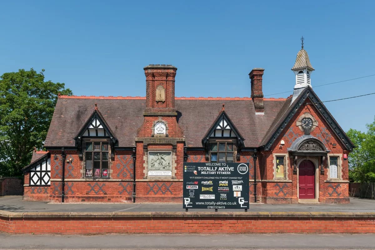 Hall Green School, Birmingham