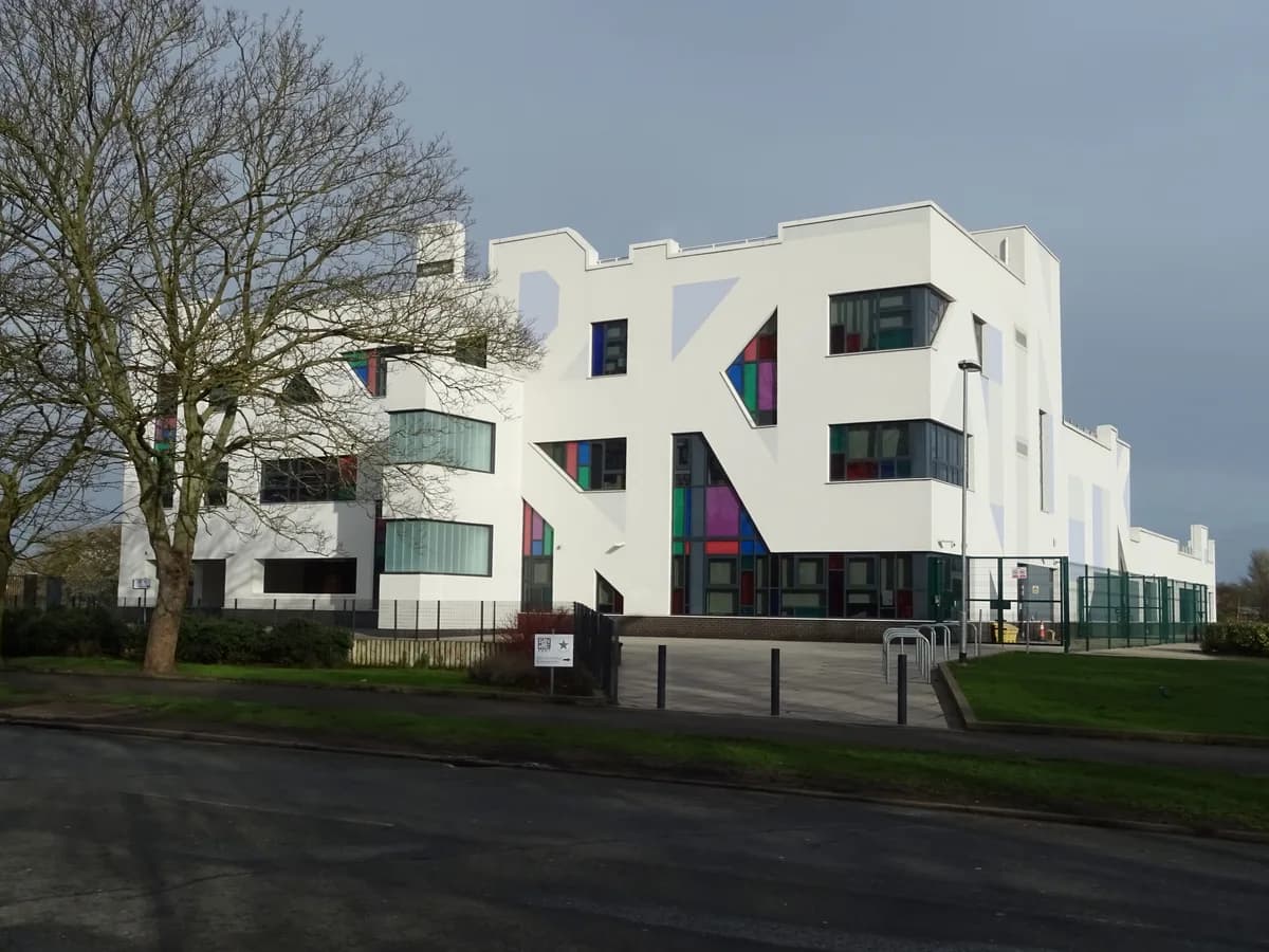 Endike Academy, Hull