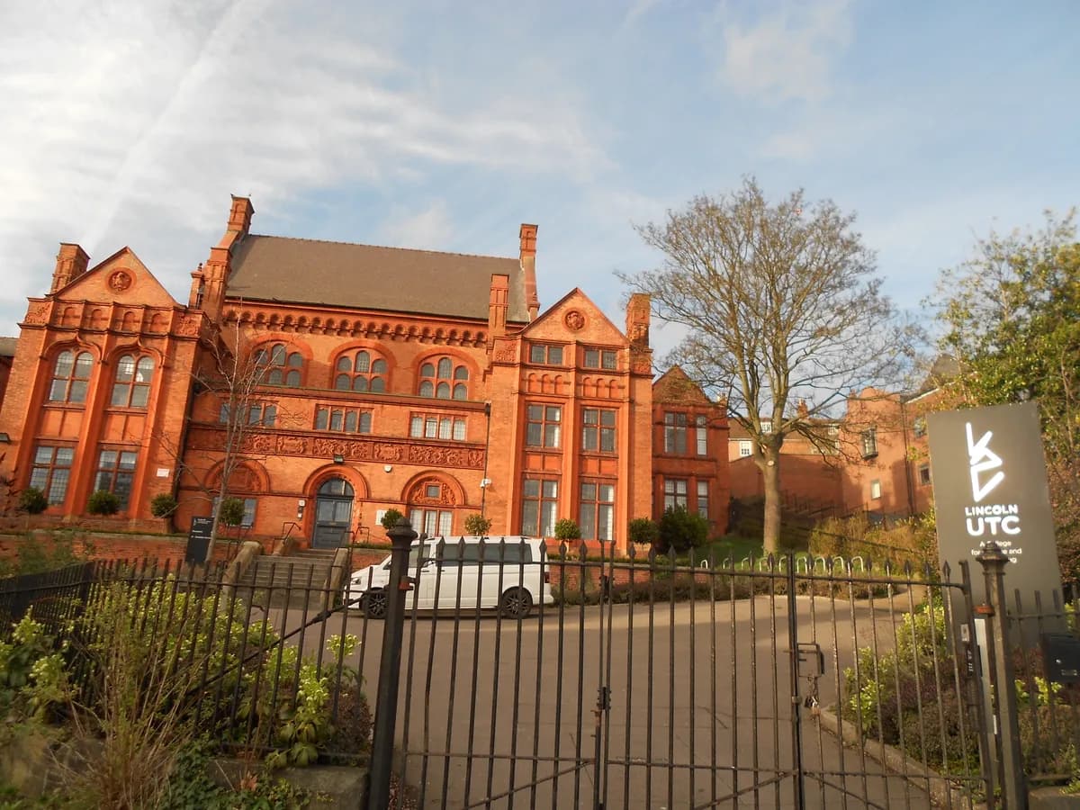Lincoln UTC, Lincoln