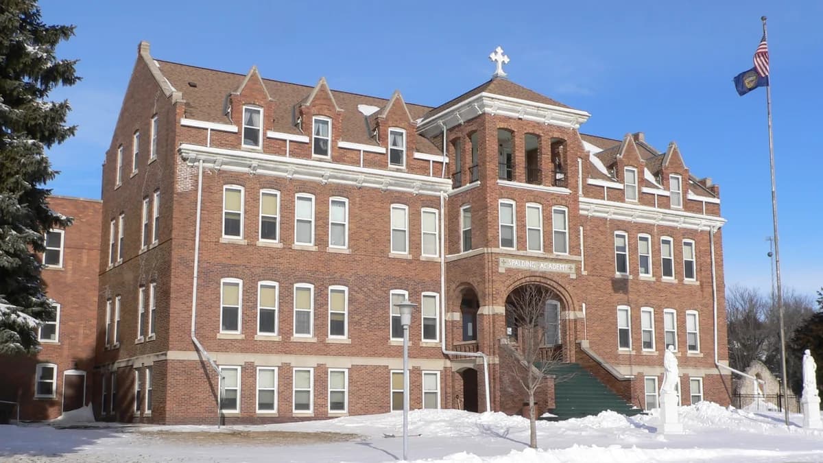 Spalding Academy, Spalding