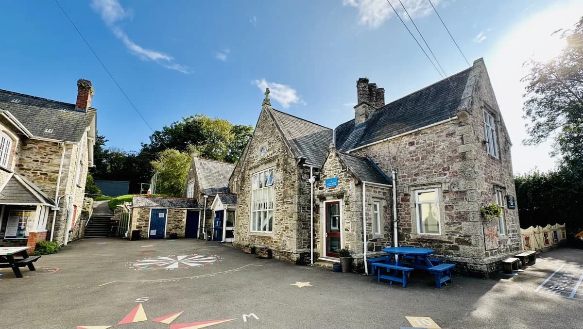 Holbeton Primary School, Plymouth