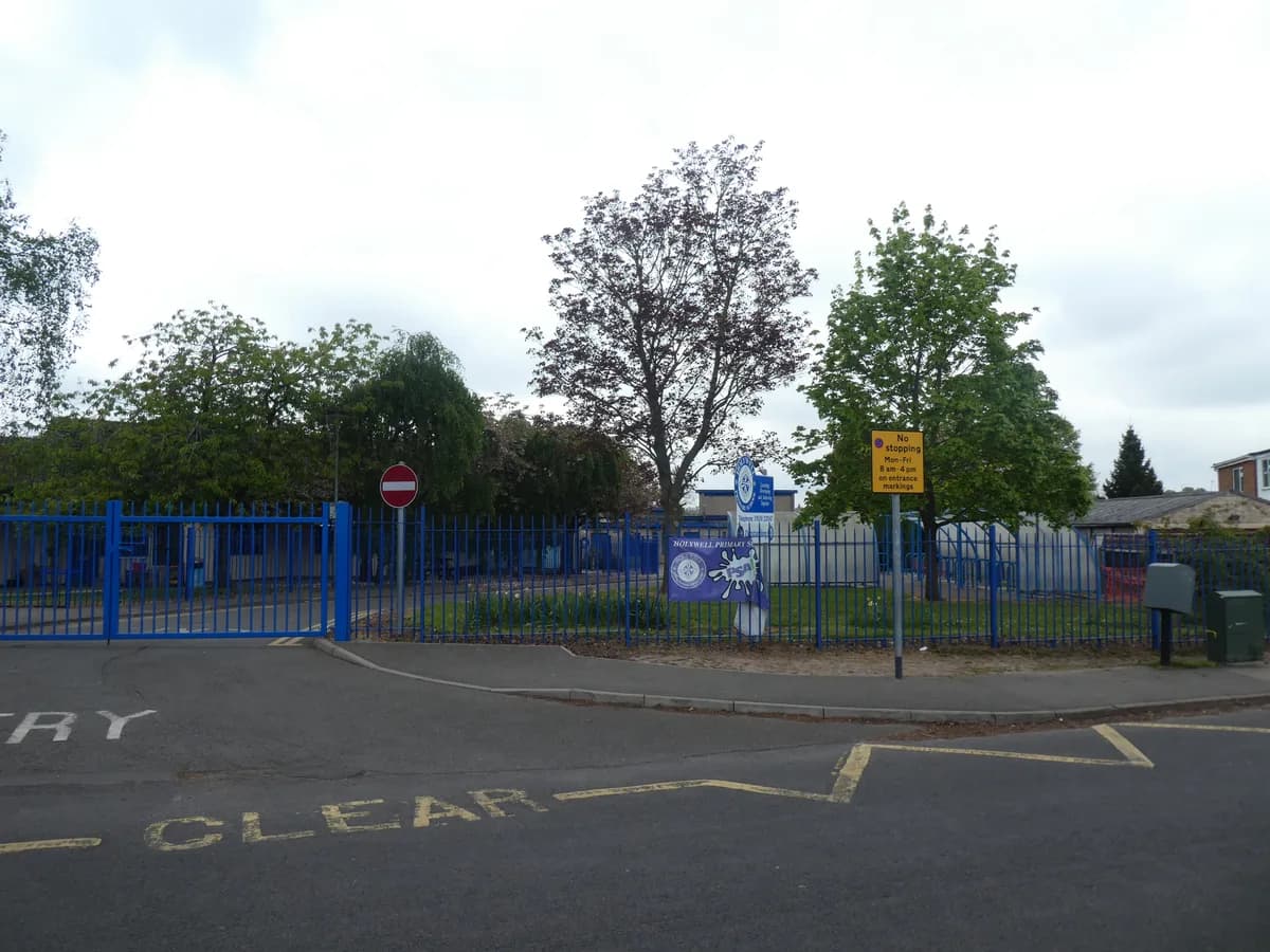 Holywell Primary School, Sittingbourne