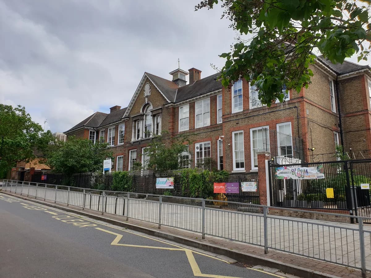 Lyndhurst Primary School, London