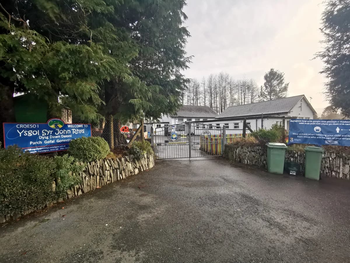 Ysgol Syr John Rhys, Ceredigion